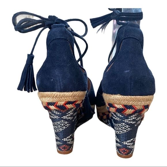 Cabi Women's Isla Wedge sandal Blue suede 6 EUC - Picture 3 of 6